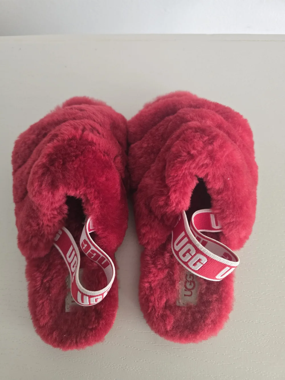 Kids UGG Fluff Yeah Slide - Ribbon Red Colorway